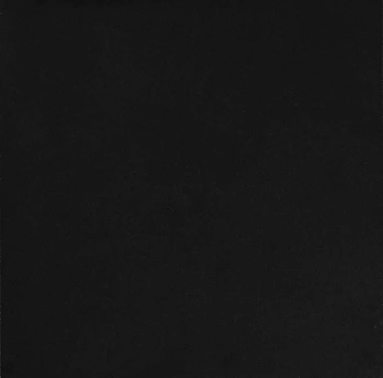 Cambria Cambrian Black surface